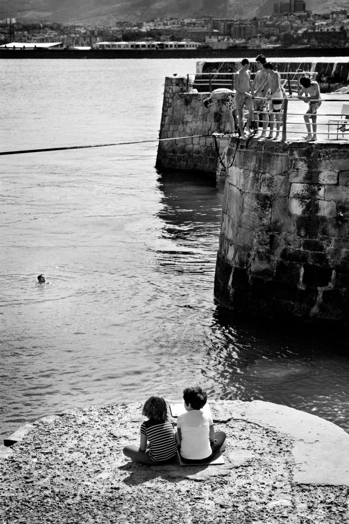 Peques-puerto-viejo-algorta